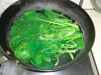 金针菇拌菠菜的做法图解6