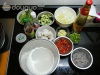 秘制杂锦疙瘩汤的做法图解1
