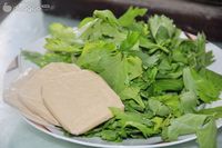 豆丁菜叶的做法图解1