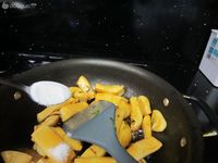 墨鱼烧蛋的做法图解7