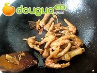挡不住的诱惑---腐乳汁焖鸡爪的做法图解11
