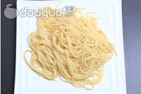肉酱焗意粉的做法图解2
