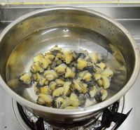 韩式凉拌田螺肉的做法图解3