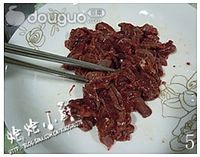 猪肝猪脾粥的做法图解5