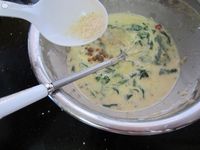 菠菜蛋饼的做法图解7