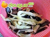 凉拌手撕茄条的做法图解4