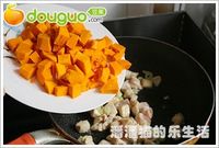 奶香南瓜鸡肉焗饭的做法图解3