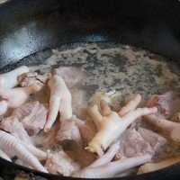排骨鸡爪的做法图解1