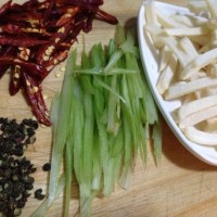干煸薯条的做法图解2