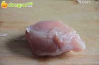 煸焖鸡丁的做法图解1
