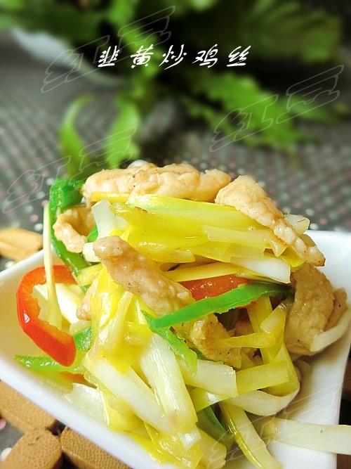 美味下饭菜---韭黄炒鸡丝的做法