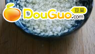 蒜香黄金豆腐的做法图解4