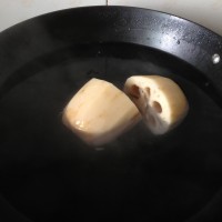 夏季酌酒开胃凉拌藕的做法图解2