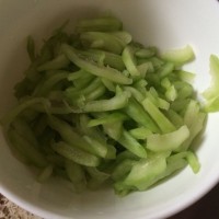 凉拌西瓜皮的做法图解4