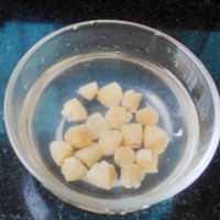 生津清暑热--番茄丝瓜汤的做法图解2