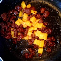 芒果牛肉粒的做法图解5