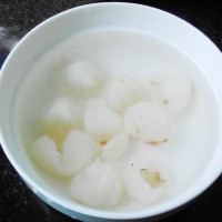 荔枝乌梅糖水的做法图解2