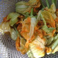 芡汁南瓜花的做法图解1