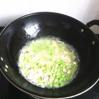 肉末番茄烧毛豆的做法图解6