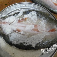 舌尖2之——孜然华子鱼的做法图解6