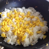 虾皮蛋炒饭的做法图解5