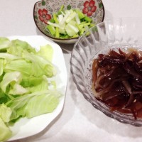 高丽菜芽(包菜芽)烩鲜木耳的做法图解2