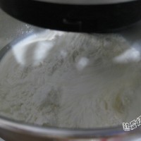 杏鲍菇馅儿锅贴的做法图解2