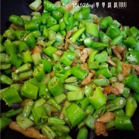 饭扫光:萝卜干炒四季豆的做法图解9