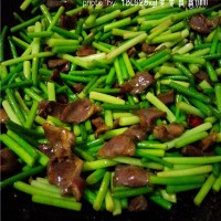 腊味也能小清新:蒜薹炒鸭胗的做法图解10