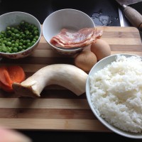 杏鲍菇培根蛋炒饭的做法图解1
