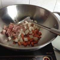杏鲍菇培根蛋炒饭的做法图解4
