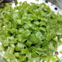 青椒脆皮肠的做法图解2