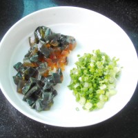 皮蛋瘦肉粥的做法图解5