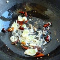 手撕包菜的做法图解4