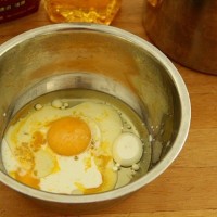 彩虹蛋糕卷的做法图解3