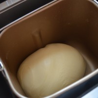 5度冰种红豆沙吐司的做法图解2