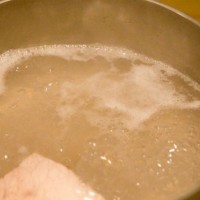 懒人版皮蛋瘦肉粥 的做法图解2