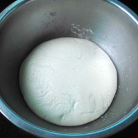 意式菠菜培根披萨的做法图解7