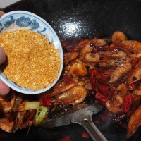 辣子北极虾的做法图解11