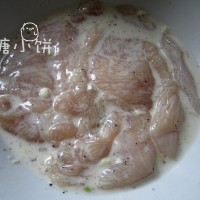 比手掌还大的黄金大鸡排家庭自制版的做法图解5