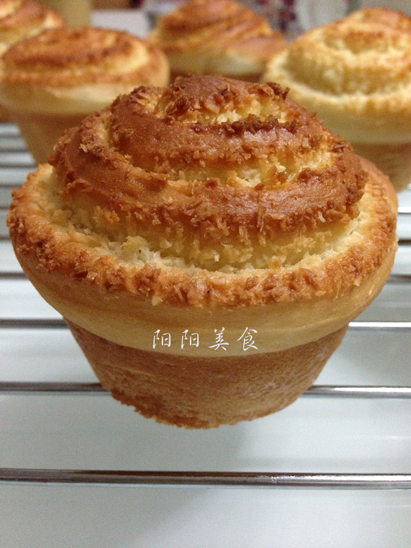 椰蓉卷面包的做法