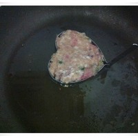 香煎鱼肉饼的做法图解2
