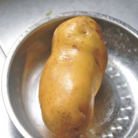 土豆培根奶酪球的做法图解1