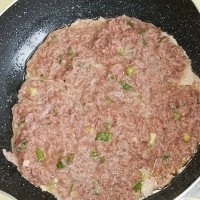 葱香蜢子虾鸡蛋饼---味道极鲜的袖珍虾的做法图解6