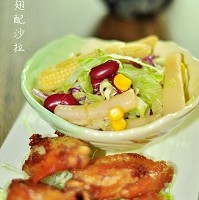 蒜香鸡翅配沙拉的做法图解12