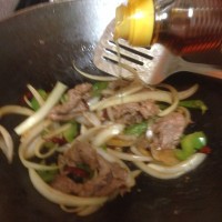 快手、下饭葱香炒肥牛的做法图解6