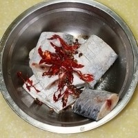 一卤鲜带鱼---胶东特色的腌制海鱼方法的做法图解3