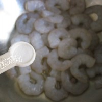 西芹腰果虾仁的做法图解6