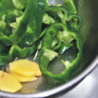 蚝油牛肉的做法图解2