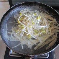素拌银芽三丝的做法图解3